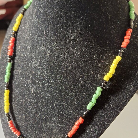 NECKLACE - Picture 2 of 2